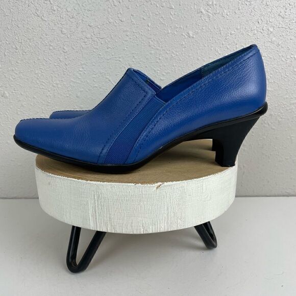 Bellini Blue Leather Heels Size 6.5M EUC - Picture 1 of 7